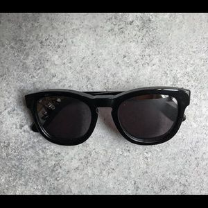 Wildfox Classic Fox Sunglasses - Black